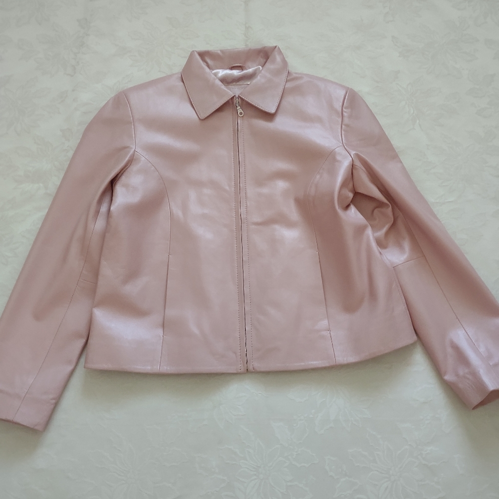 Pink leather classic collar cropped jacket zip front closure